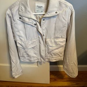 Abercrombie short jacket